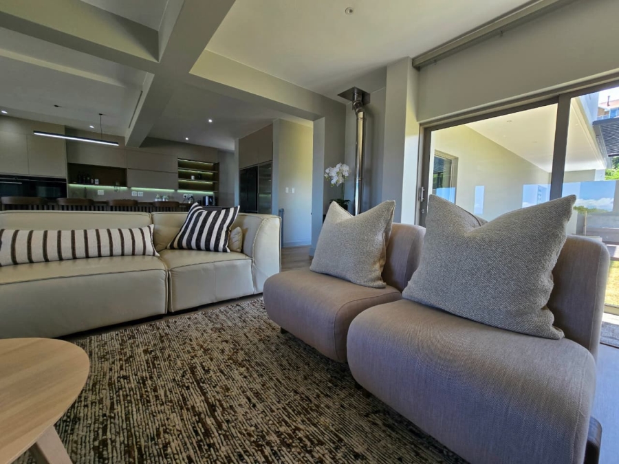 4 Bedroom Property for Sale in Outeniqua Strand Western Cape